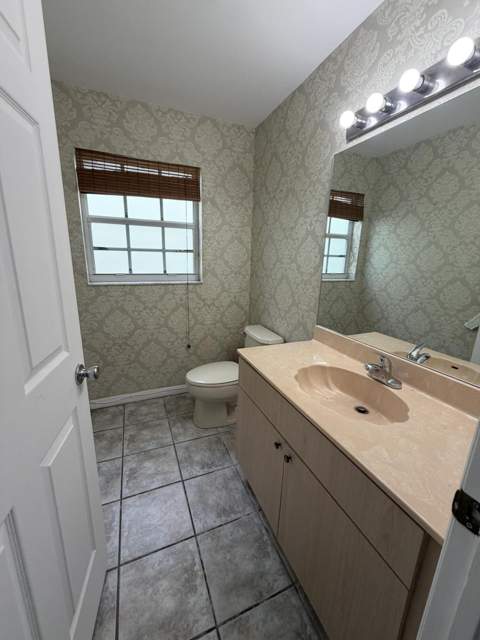 4172 Pine Hollow Circle, Greenacres FL - photo 12 of 32