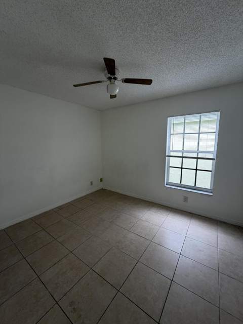 4172 Pine Hollow Circle, Greenacres FL - photo 16 of 32