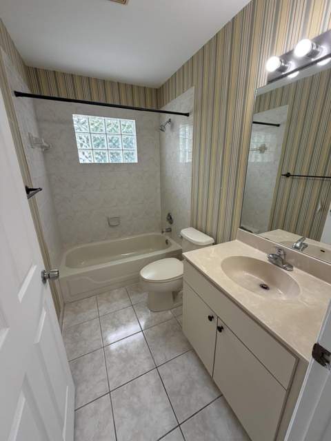 4172 Pine Hollow Circle, Greenacres FL - photo 22 of 32