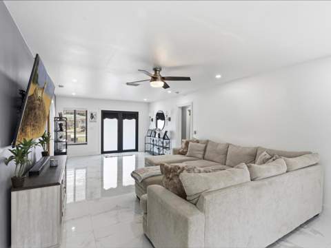 2860 Monroe Street, Hollywood FL - photo 15 of 33