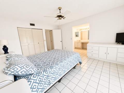 3335 Lucerne Park Drive, Greenacres FL - photo 9 of 22