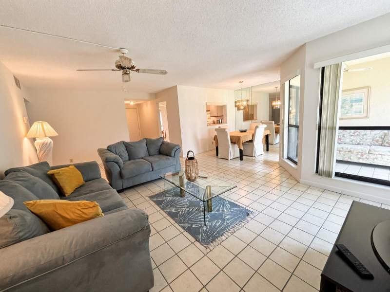 2 bedroom Condominium at 3335 Lucerne Park Drive, Lucerne Park, Greenacres — photo 3