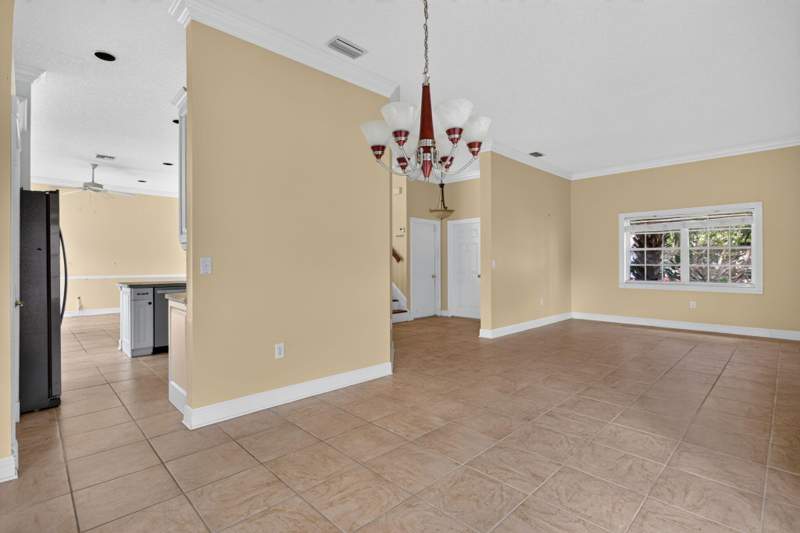 4 bedroom Single Family Residence at 3151 NW 72nd Avenue, Holiday Springs East, Margate — photo 5