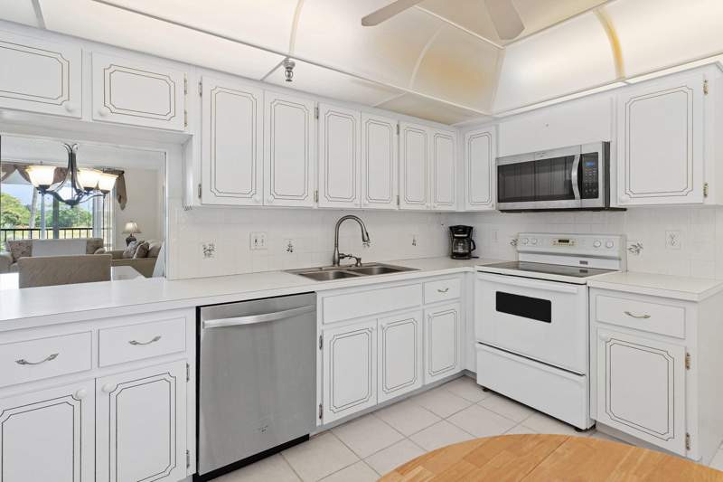 2 bedroom Condominium at 6400 NW 2nd Avenue #321, Boca Teeca Condo 9, Boca Raton — photo 5