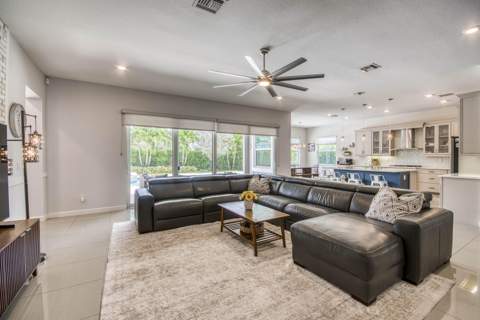1086 Ember Ridge Run, Loxahatchee FL - photo 9 of 93