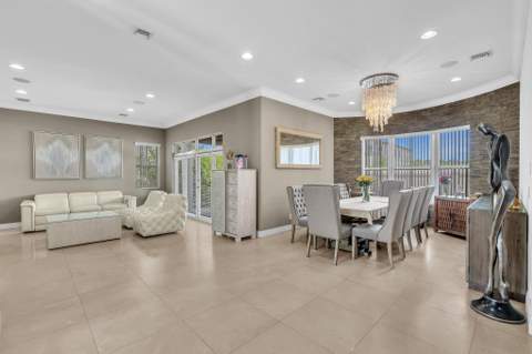 3521 Forest View Circle, Dania Beach FL - photo 7 of 79