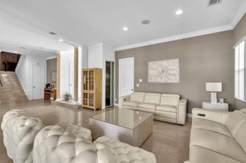 3521 Forest View Circle, Dania Beach FL - photo 15 of 79