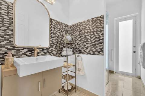 3521 Forest View Circle, Dania Beach FL - photo 16 of 79
