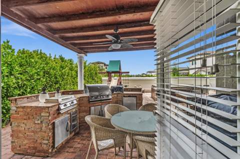 3521 Forest View Circle, Dania Beach FL - photo 23 of 79