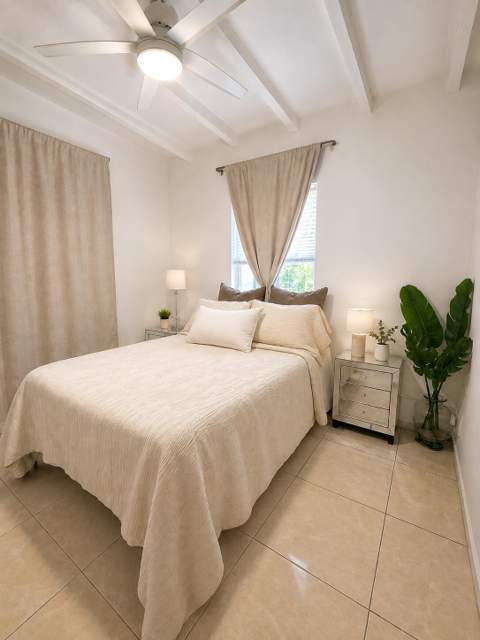 129 SW 21st Way, Fort Lauderdale FL - photo 8 of 9