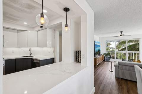 133 N Pompano Beach Boulevard #Unit 210, Pompano Beach FL - photo 6 of 30
