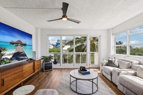 133 N Pompano Beach Boulevard #Unit 210, Pompano Beach FL - photo 10 of 30