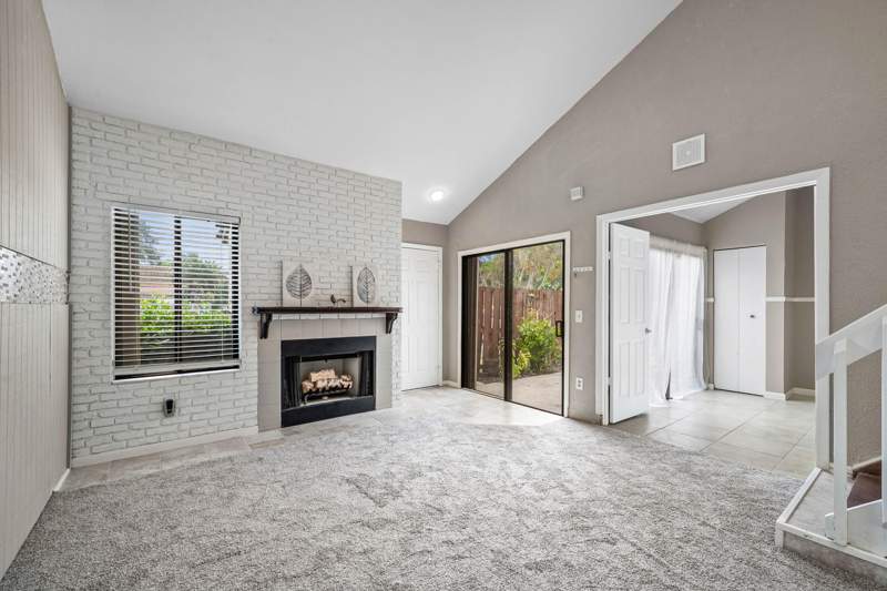 2 bedroom Townhouse at 4012 Palm Bay Circle #A, Lake Colony Ph 3, West Palm Beach — photo 3
