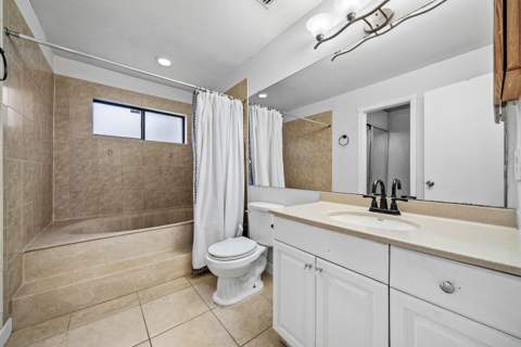 4012 Palm Bay Circle #A, West Palm Beach FL - photo 6 of 11