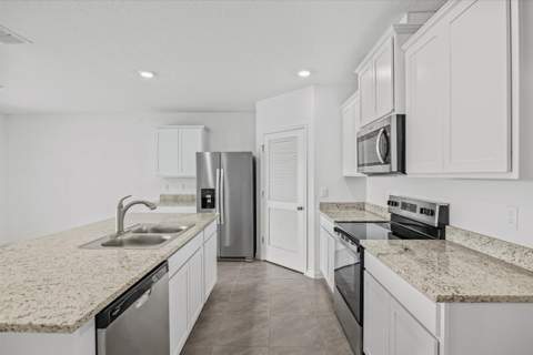 435 Seafoam Circle, Fort Pierce FL - photo 10 of 50