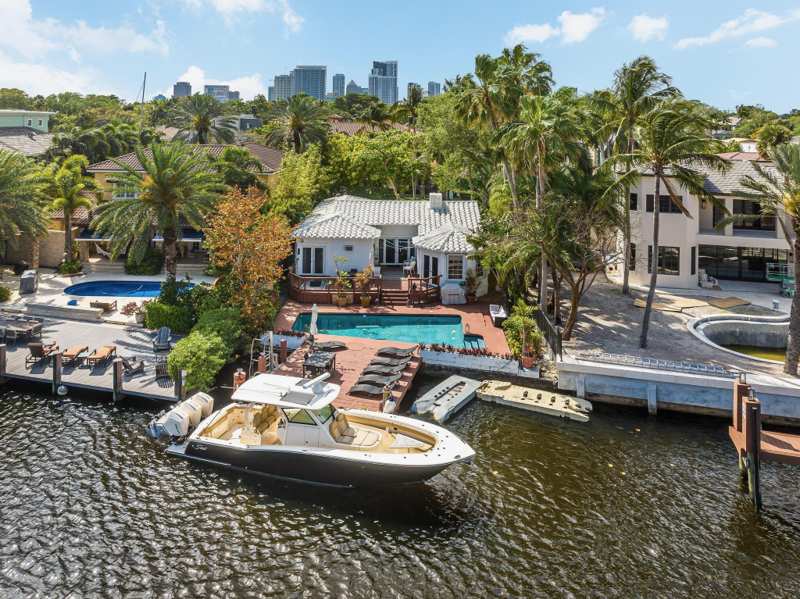 3 bedroom Single Family Residence at 124 S Gordon Road, Navarro Isle, Fort Lauderdale — photo 1