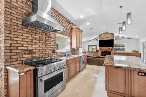 6911 Annapolis Court, Parkland FL - photo 12 of 66