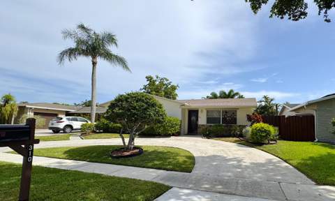 310 SE 4th Terrace, Dania Beach FL - photo 6 of 75