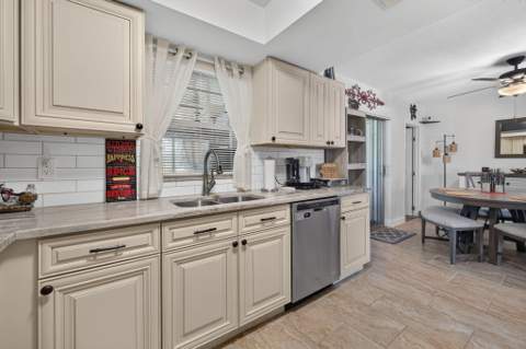 6605 Paso Robles Boulevard, Fort Pierce FL - photo 14 of 39