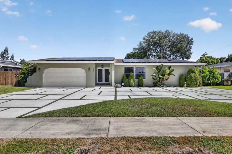 4 bedroom Single Family Residence at 5301 SW 8th Court, Plantation Park Seventh Add, Plantation — photo 1