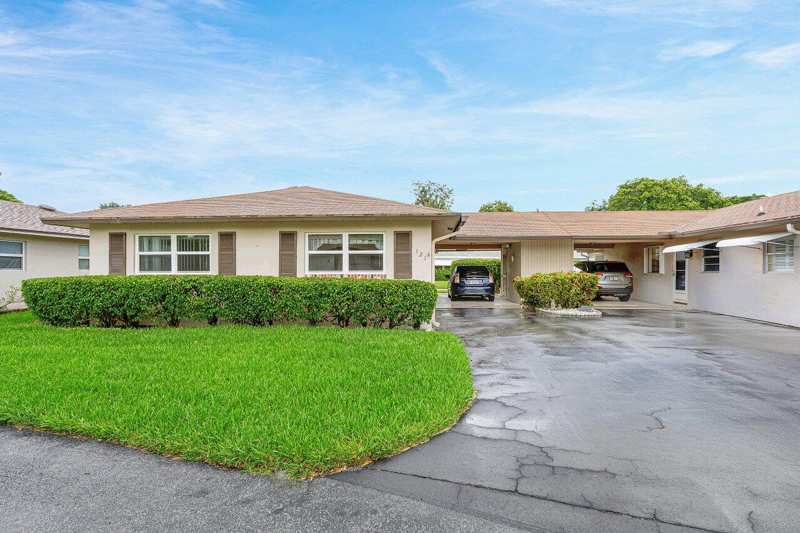 2 bedroom Villa at 121 Mockingbird Lane, Country Manors Condo, Delray Beach — photo 1