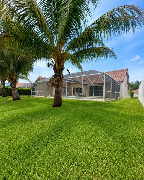 16320 NW 9th Drive, Pembroke Pines FL - photo 14 of 17