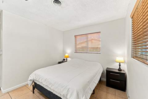 2908 NW 48th Street, Tamarac FL - photo 17 of 39