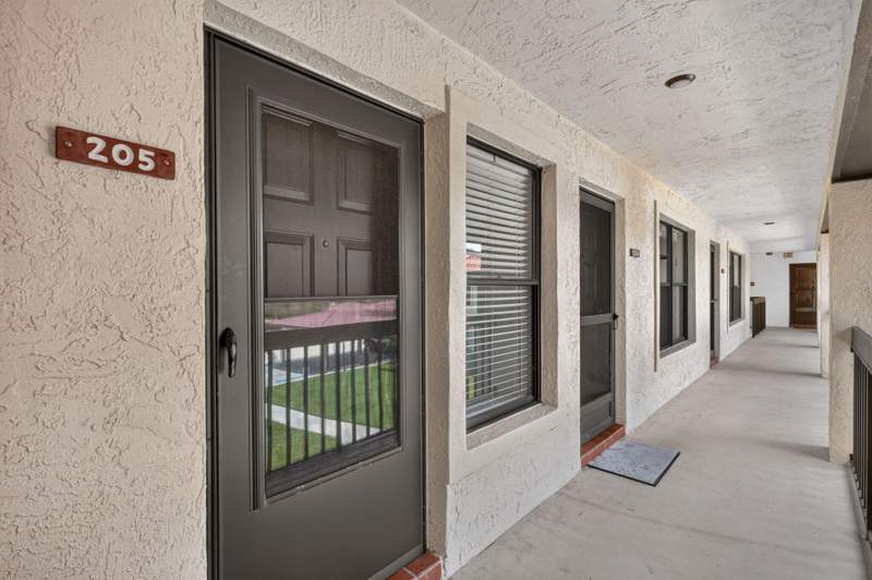 2 bedroom Condominium at 360 SW South River Drive #205, South River Village Condo, Stuart — photo 3