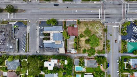3608 Broadway Avenue, West Palm Beach FL - photo 9 of 45
