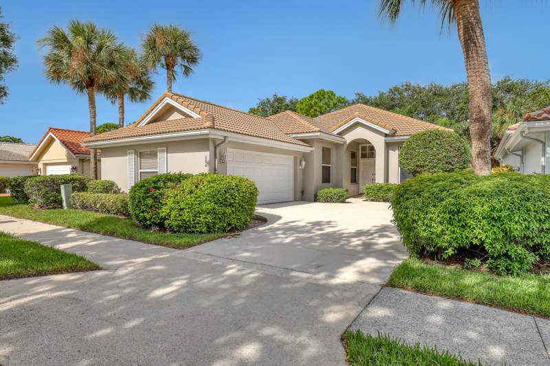 3 bedroom Single Family Residence at 204 S Hampton Drive, Hamptons At Maplewood, Jupiter — photo 4