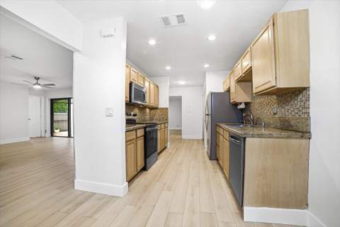 4846 NW 22nd Street #4160, Coconut Creek FL - photo 11 of 28