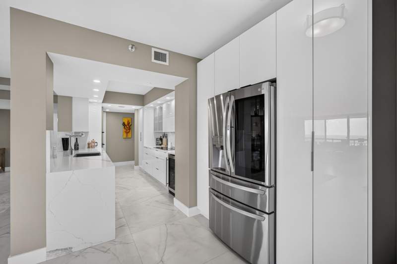 2 bedroom Condominium at 4100 N Ocean Drive #1201, Martinique 2 Condo, Singer Island — photo 3