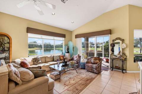 6862 Swansea Lane, Boynton Beach FL - photo 7 of 70