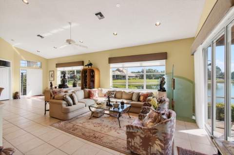 6862 Swansea Lane, Boynton Beach FL - photo 9 of 70