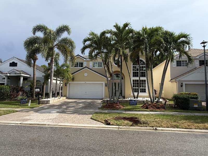 5 bedroom Single Family Residence at 307 Berenger Walk, Anthony Groves Ph 2, Royal Palm Beach — photo 3