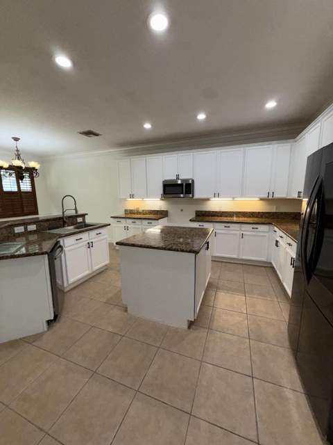 307 Berenger Walk, Royal Palm Beach FL - photo 10 of 50