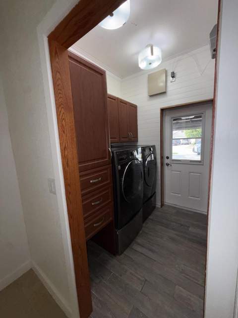 307 Berenger Walk, Royal Palm Beach FL - photo 16 of 50