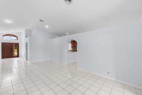 5737 Royal Club Drive, Boynton Beach FL - photo 7 of 42