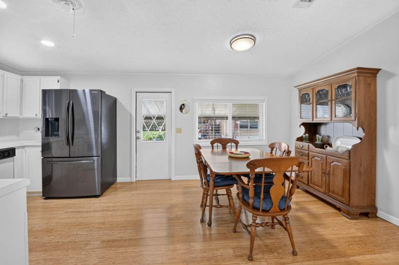 2 bedroom Manufactured Home at 51004 Galina Bay, Jamaica Bay Mobile Home Co Op, Boynton Beach — photo 3