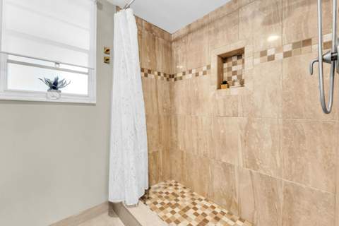 3836 Via Poinciana #607, Lake Worth FL - photo 16 of 38