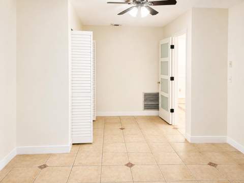5318 Garden Hills Circle, West Palm Beach FL - photo 14 of 18