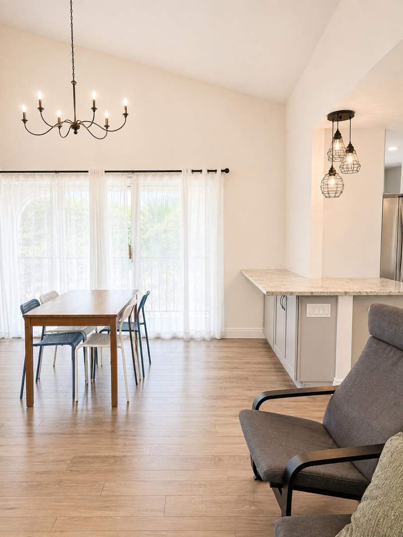 2 bedroom Condominium at 6560 Via Regina, Plum At Boca Pointe Condos One Thru 15 Filed In Or, Boca Raton — photo 4