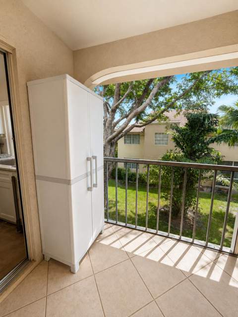 6560 Via Regina, Boca Raton FL - photo 6 of 13