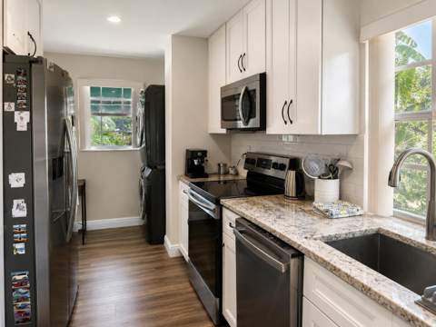 6560 Via Regina, Boca Raton FL - photo 11 of 13