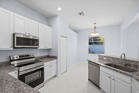 1038 SW Fisherman Avenue, Port St. Lucie FL - photo 13 of 46