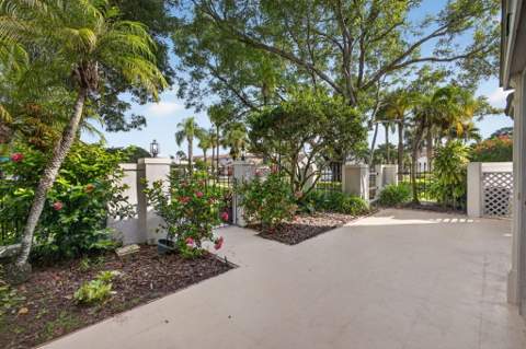 350 Prestwick Circle #2, Palm Beach Gardens FL - photo 12 of 54