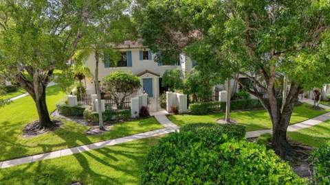 350 Prestwick Circle #2, Palm Beach Gardens FL - photo 8 of 54