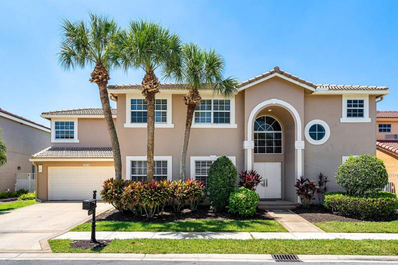 5 bedroom Single Family Residence at 10616 Wheelhouse Circle, Regatta At Mission Bay, Boca Raton — photo 2