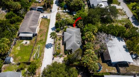 1076 NE Banyan Tree Drive, Jensen Beach FL - photo 23 of 30