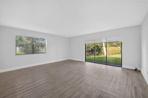 2517 S 17th Street #103, Fort Pierce FL - photo 11 of 25
